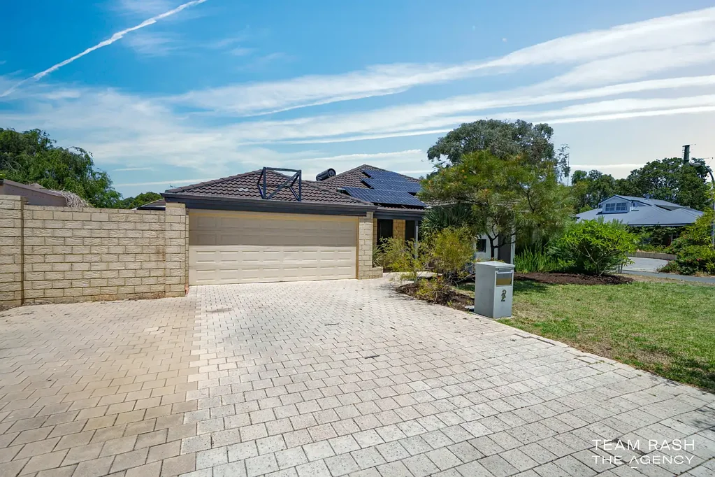 2 Belhus Court, Tapping, WA 6065