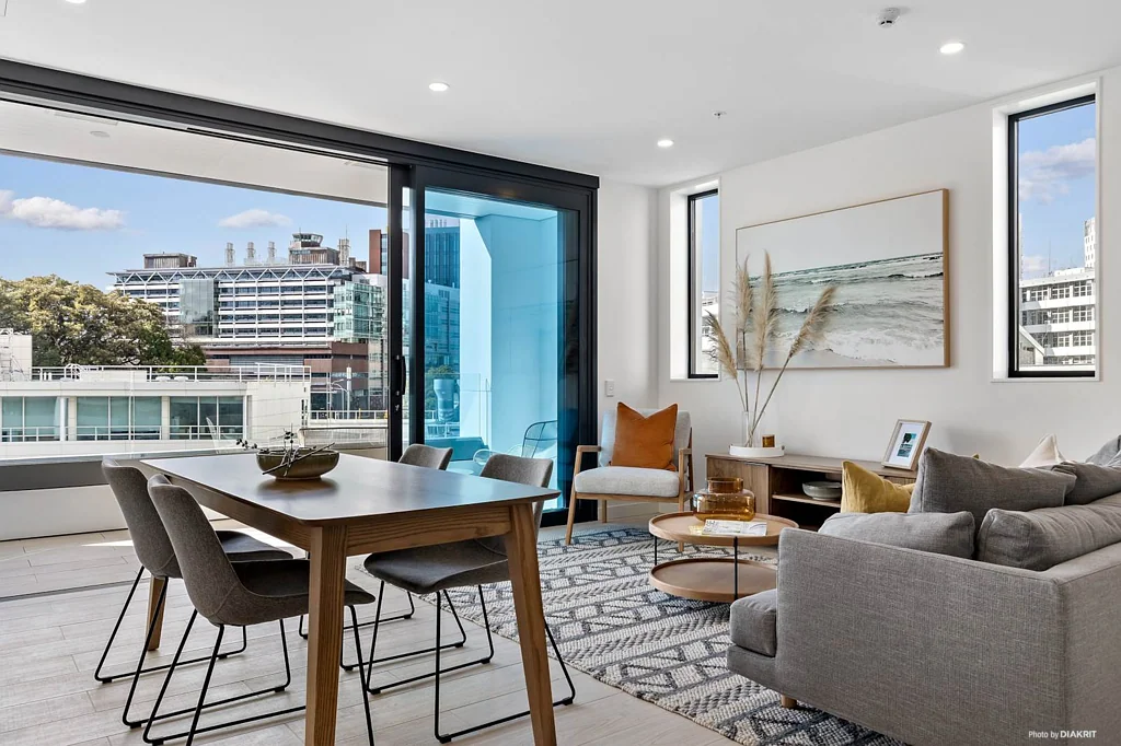 One Bedroom Apartment in Library 27