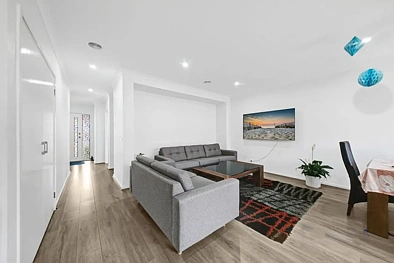 4 Selhurst Gr, Wyndham Vale, VIC 3024, 4房, 3浴, Townhouse