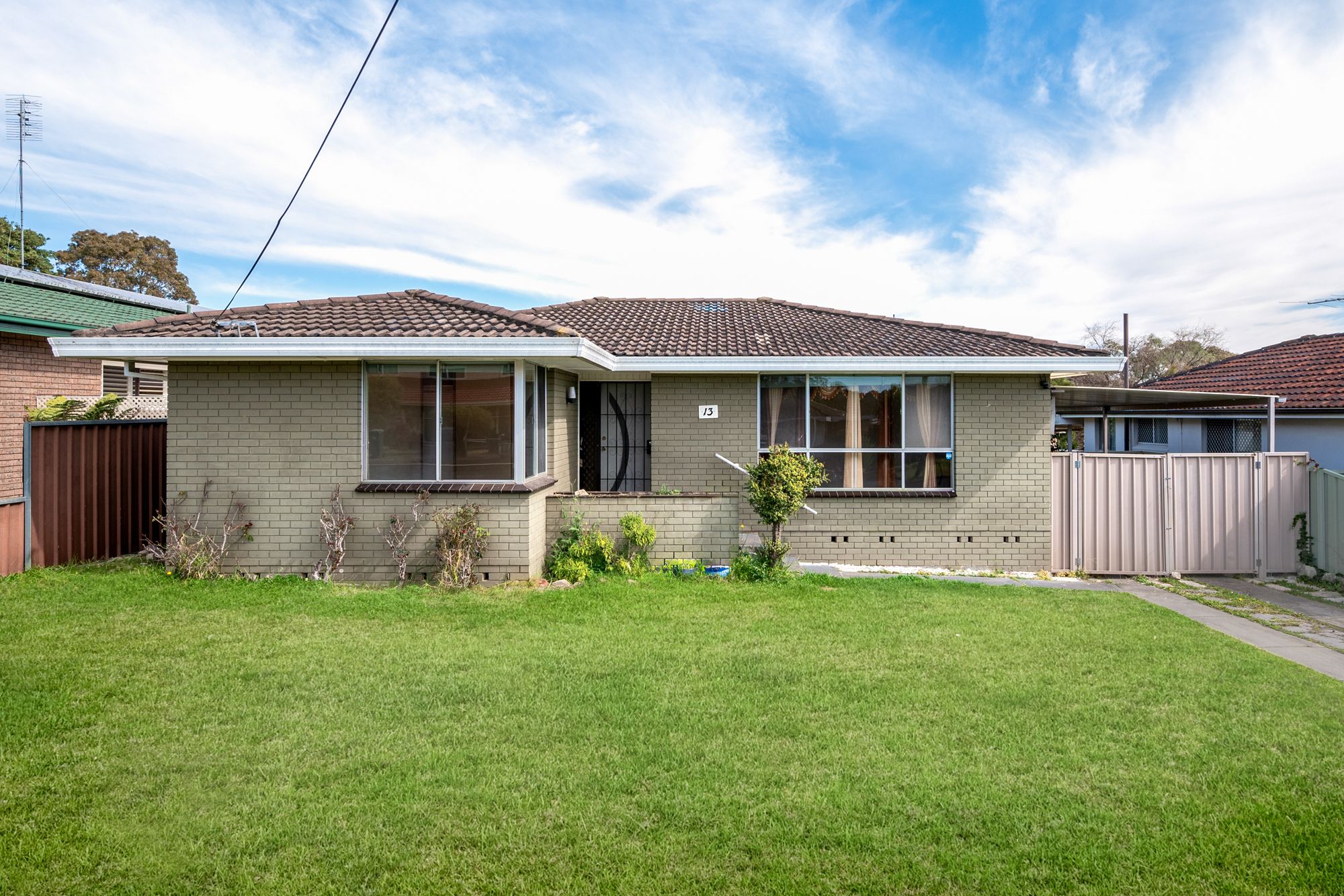 13 DOWLING ST, LEUMEAH NSW 2560, 0 રૂમ, 0 બાથરૂમ, House