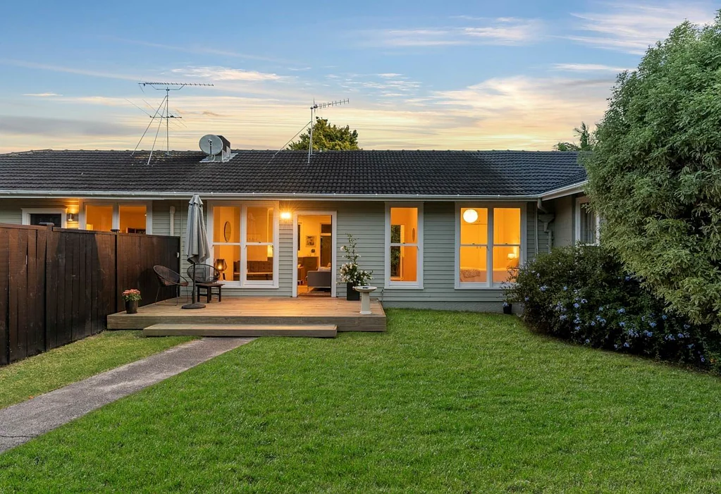 Furnished Stylish Home in the Heart of St Heliers