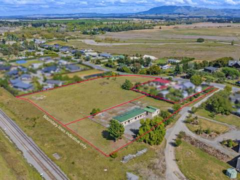 Waipara 1房  Wing It to Waipara – Buy One or Both!