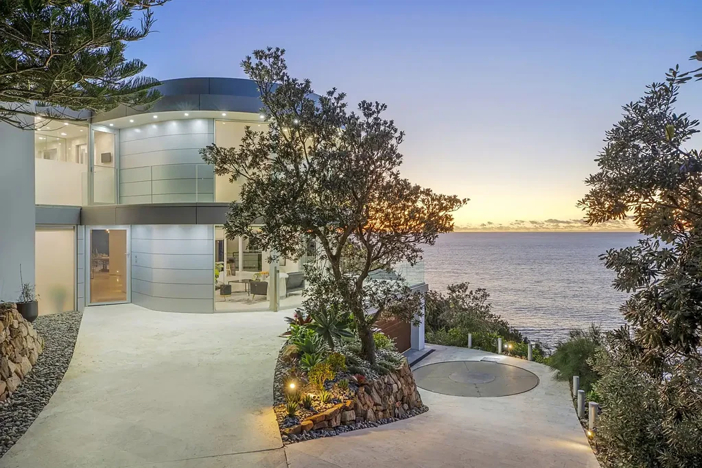 Terrigal 4房  Breathtaking views, luxurious design