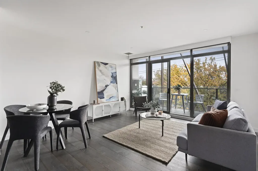 Caulfield North 2Moenga Space & Style in a Vibrant Lifestyle Position