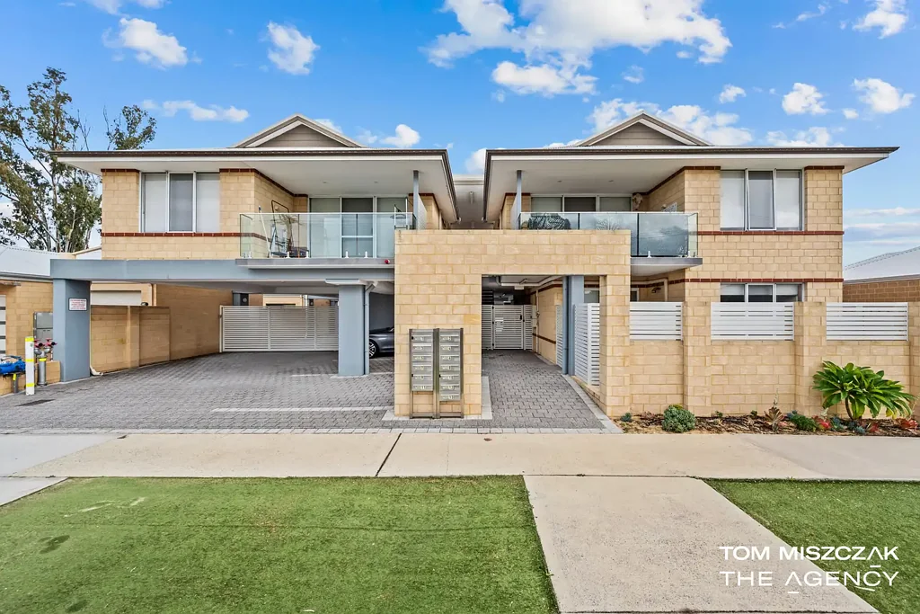 Beckenham 2房  Private Upper Floor Quality Apartment in Quiet Position