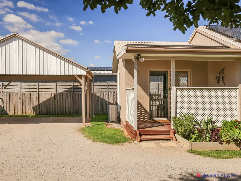 Surf Beach 2ਬੈੱਡਰੂਮ 2-Bedroom Beachside Gem – Walk to the Surf