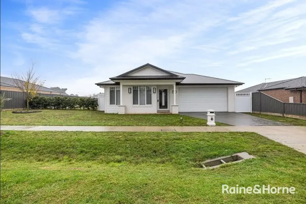 Lancefield 4房  Modern Family Living on 816m² in a Sought-After Estate