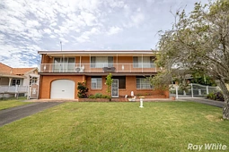 4 Maneela Street, Forster