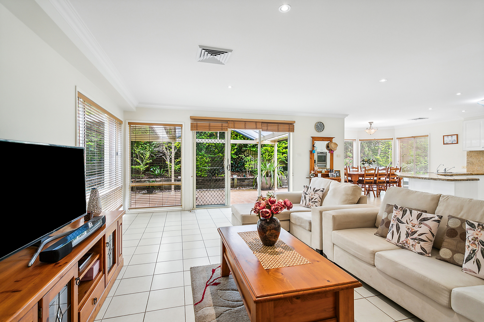 9 FERNLEE CT, WOONGARRAH NSW 2259, 0部屋, 0バスルーム, House