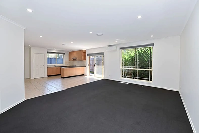 Living room - 3/32 Bulla Road, Strathmore, VIC 3041
