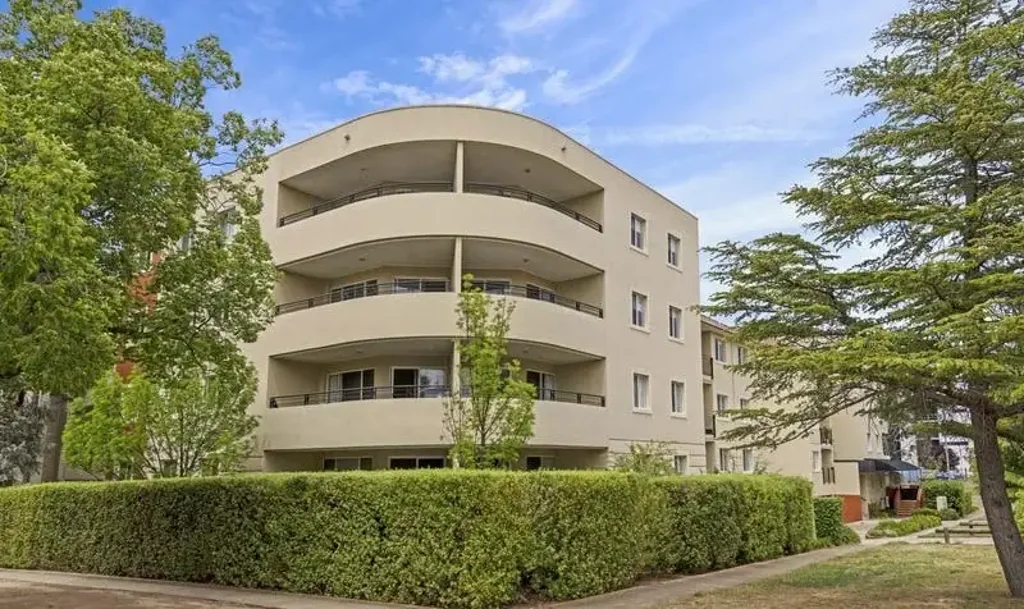 Spacious Two-Bedroom Apartment in The Heart of Forrest – Available Now