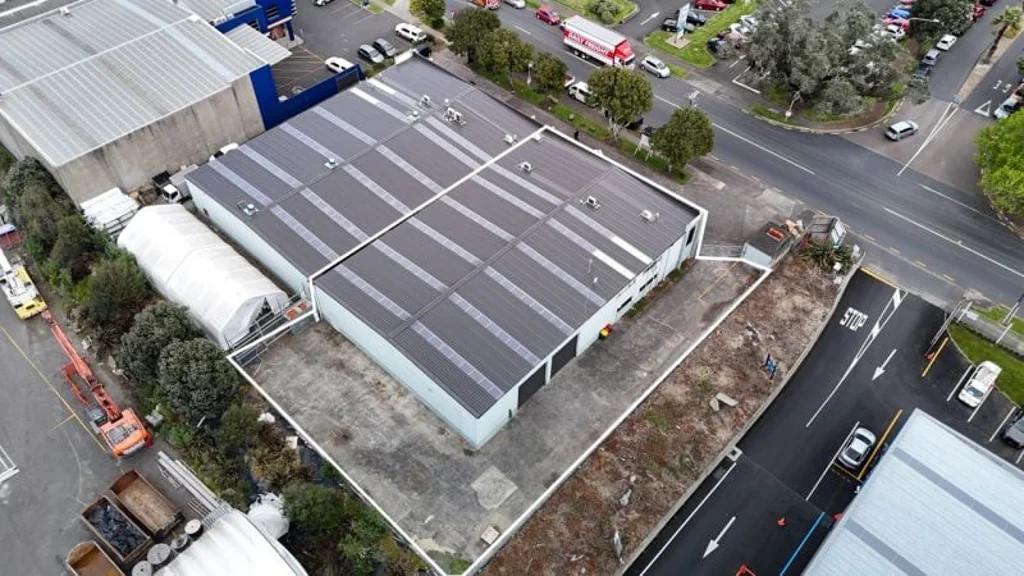 Penrose Warehouse + Yard - O'Rorke Rd