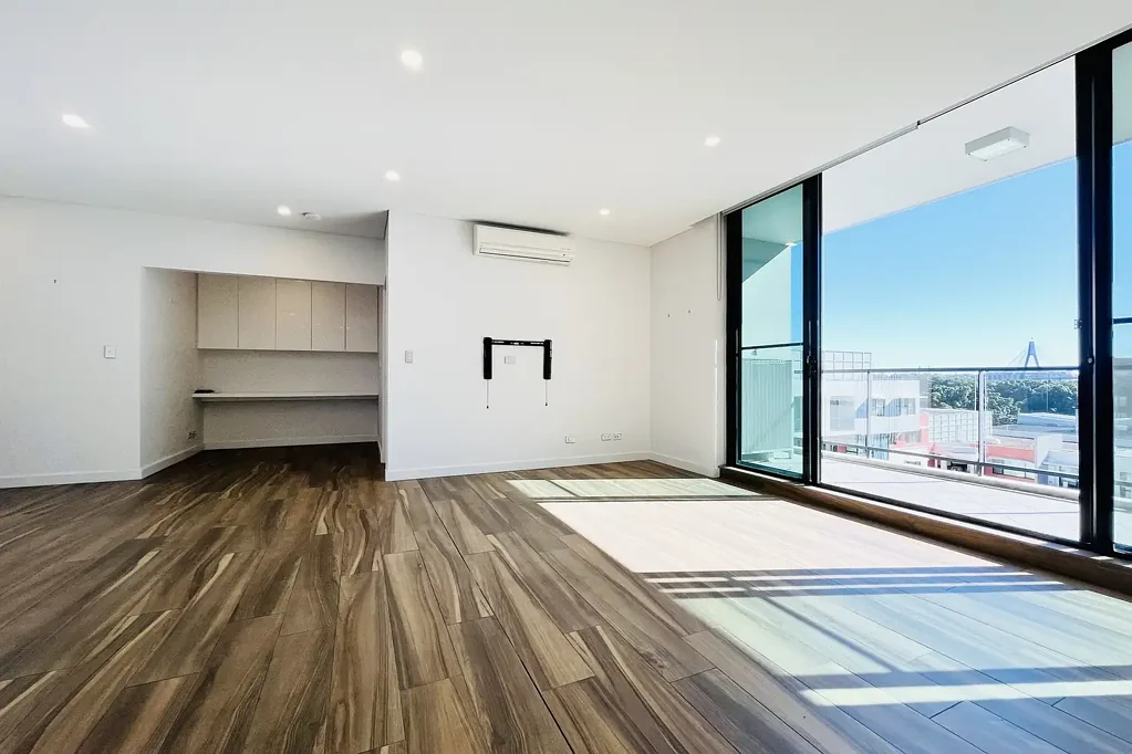 Premium Two Bedroom plus Study in Sydney's Vibrant City Fringe
