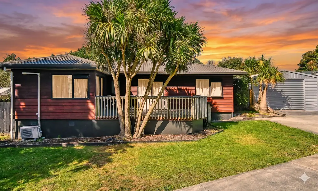 Papatoetoe 3 Slaapkamer PRICED TO SELL TODAY!!! CALL AGENTS NOW
