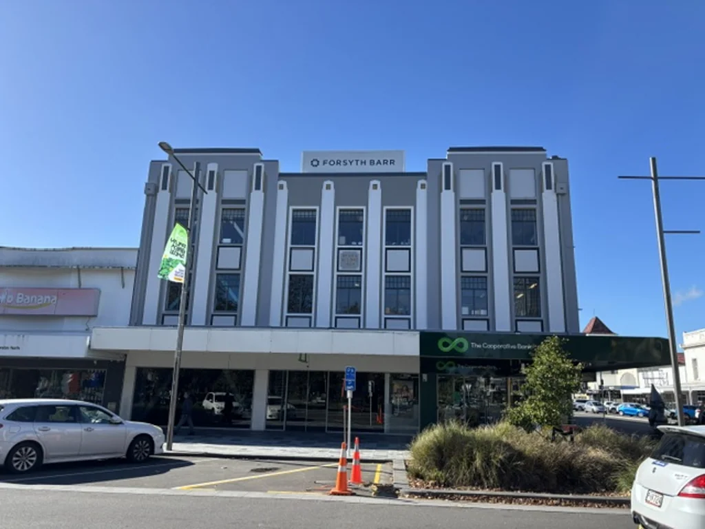 Palmerston North Central 85-88 The Square