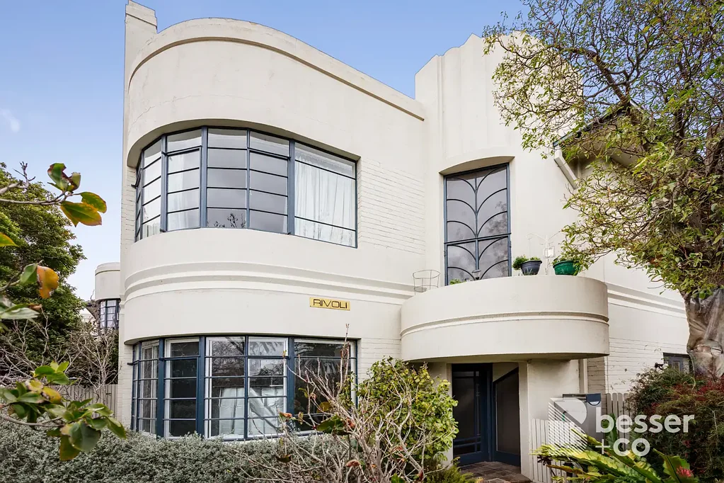 Caulfield North 2chambre Spacious Art Deco Gem