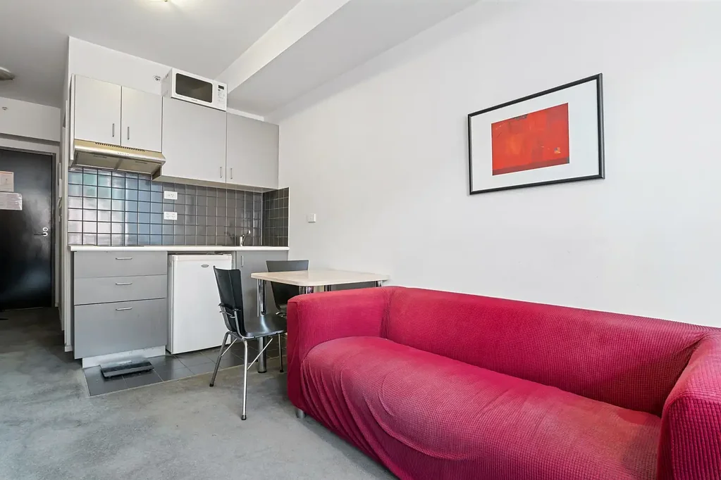 Fully Furnished Studio Apartment