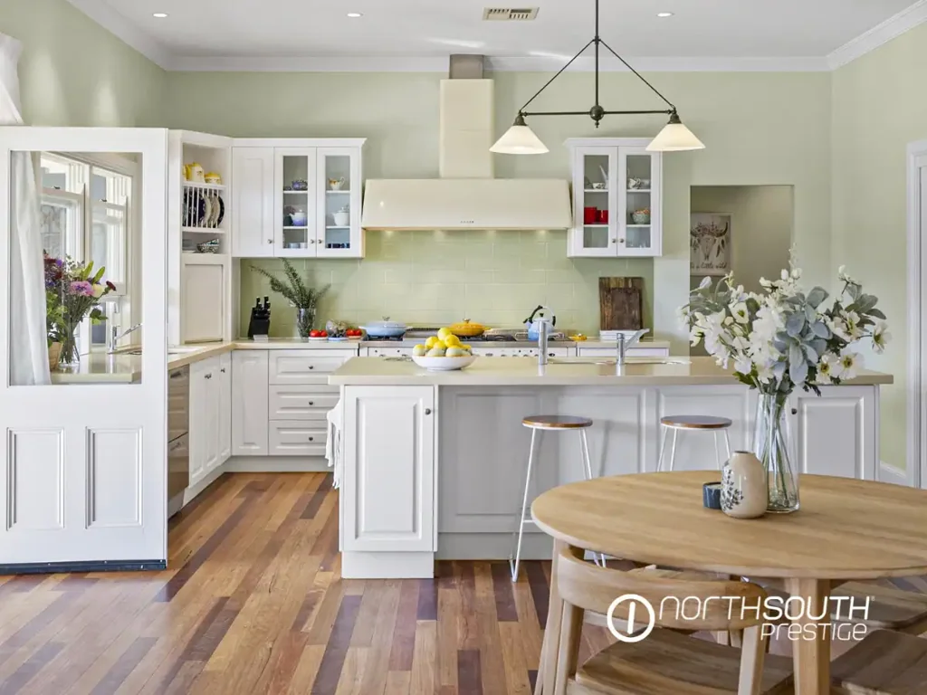 Running Creek 4Phòng ngủ Private Inspections this Saturday | Rare Off-Grid Luxury Living | Timeless Views | Total Privacy & Peace