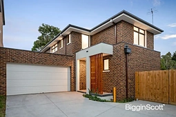 2/5 Carmen Close, Doncaster East