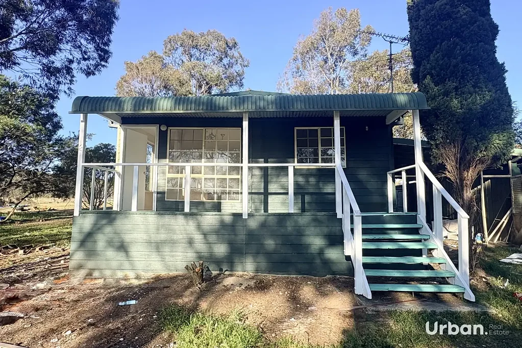 Basic Two-Bedroom Cottage with Rural Views