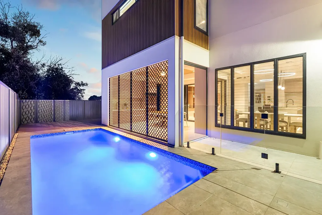Underwood 5침실 The Benchmark for Luxury Family Living - One of Underwood's Finest Architectural Residences
