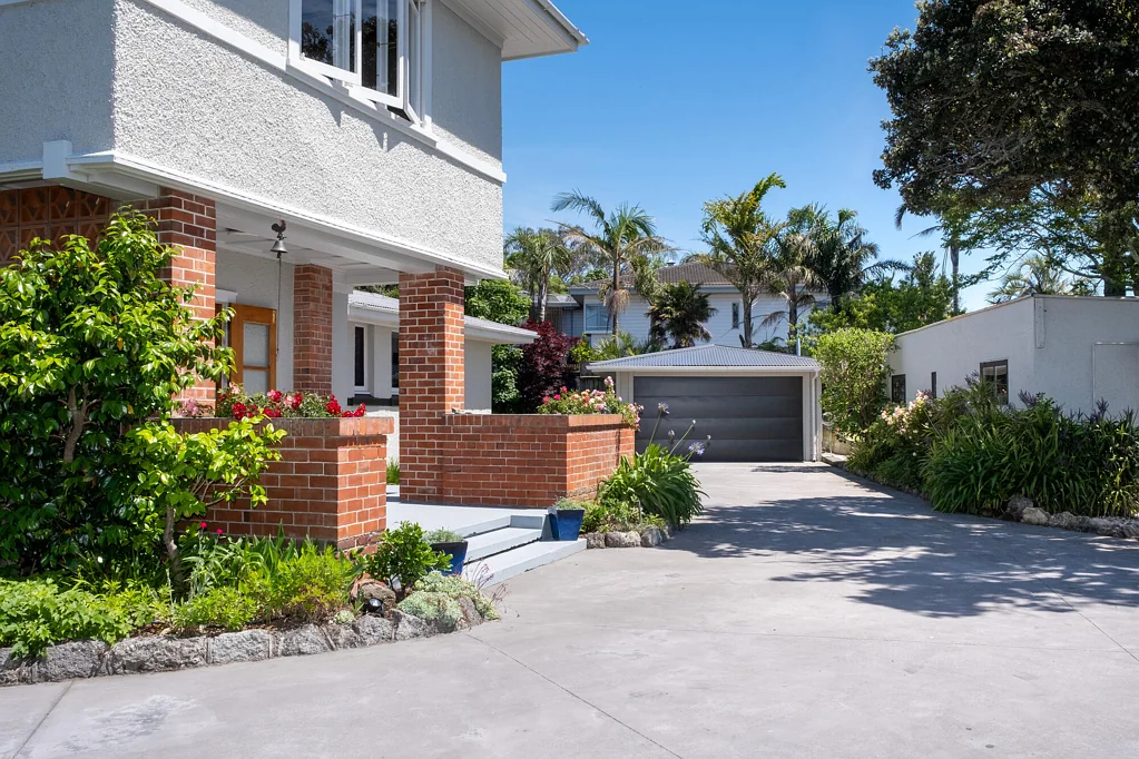 Napier Hill 4Kwarto A Family Classic with Space to Add Value