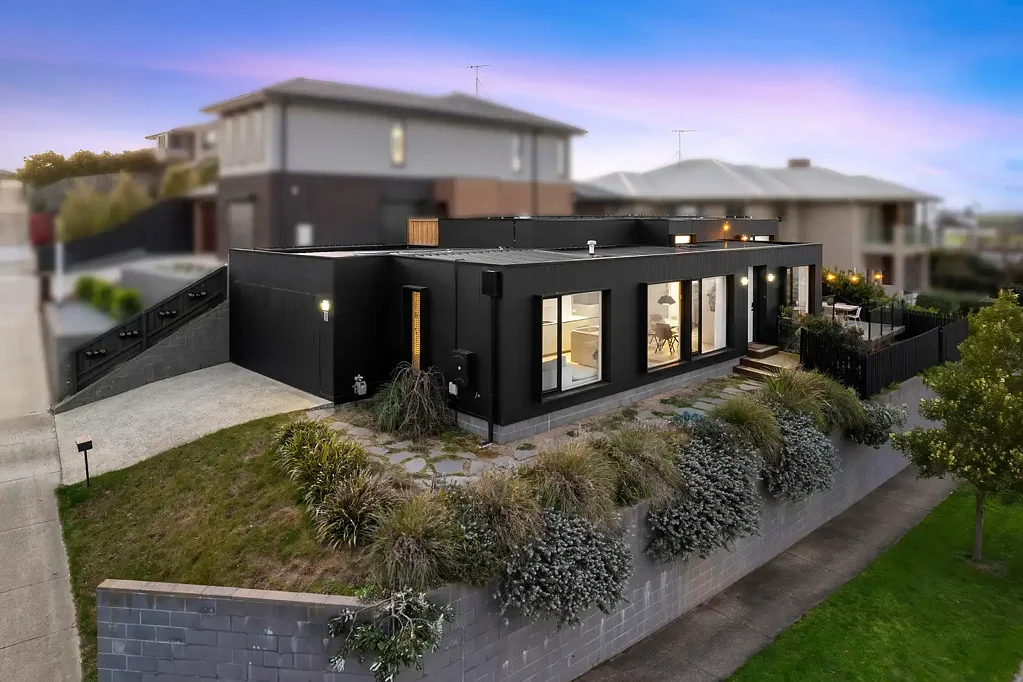 11 Northbridge Road, Highton, VIC 3216
