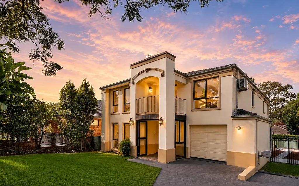 North Ryde 5 Bedroom Spacious and ready to move in home in a blue ribbon location of North Ryde