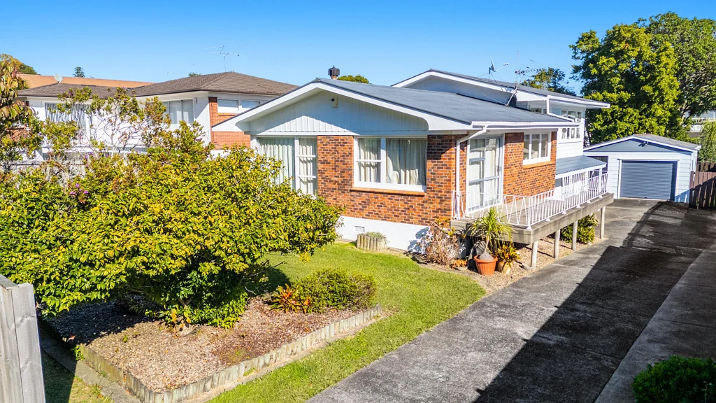 Hillpark 3 Slaapkamer Last Open Home Before Auction- Make your Move