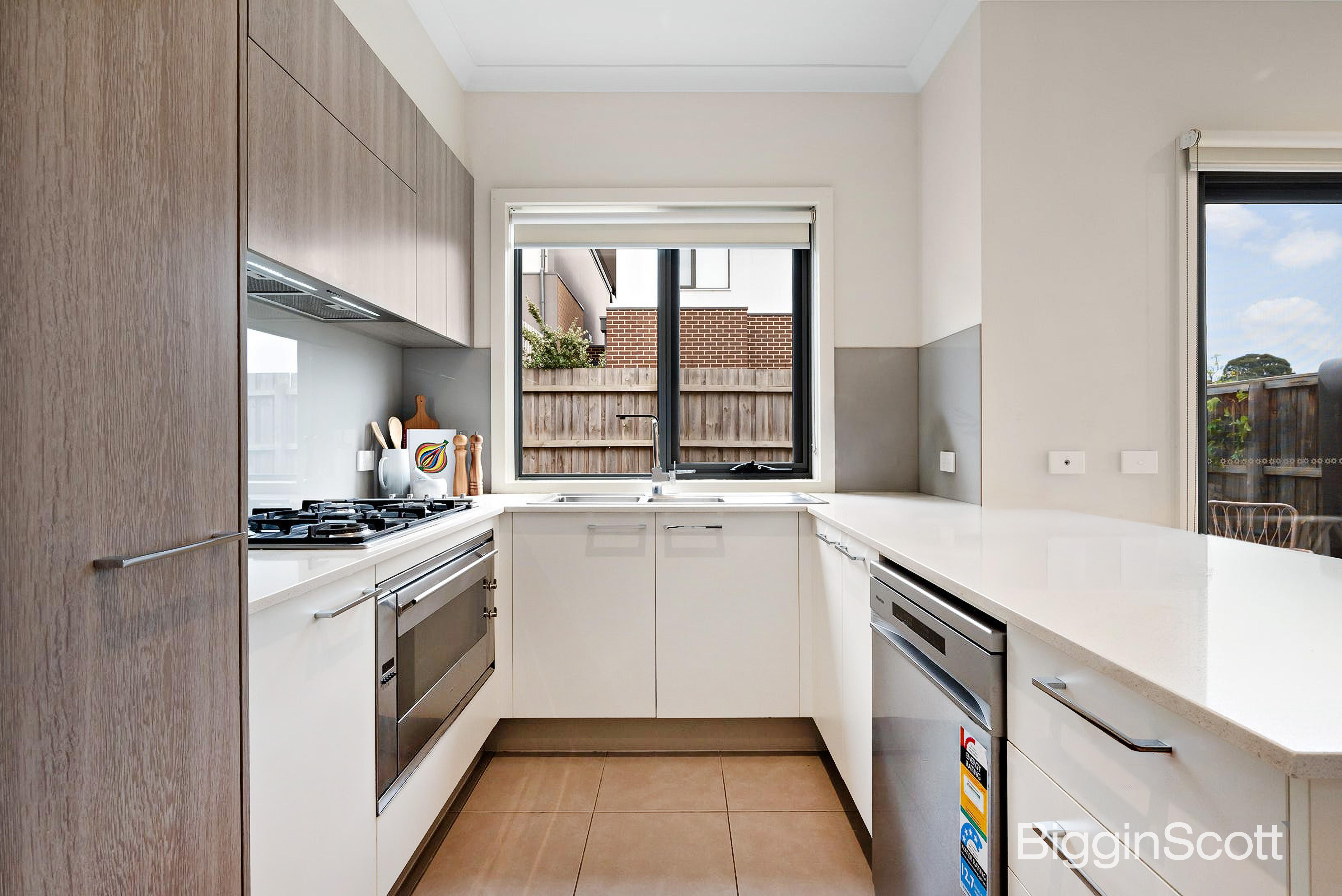 7 THE MEWS, NOTTING HILL VIC 3168, 0 phòng ngủ, 0 phòng tắm, Townhouse