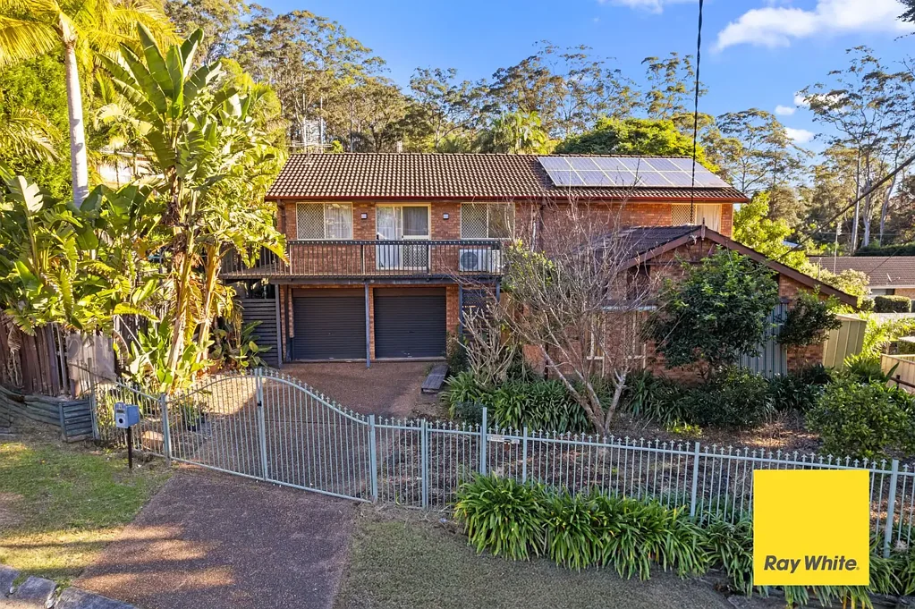 4 Hakea Close, Wyoming, NSW 2250