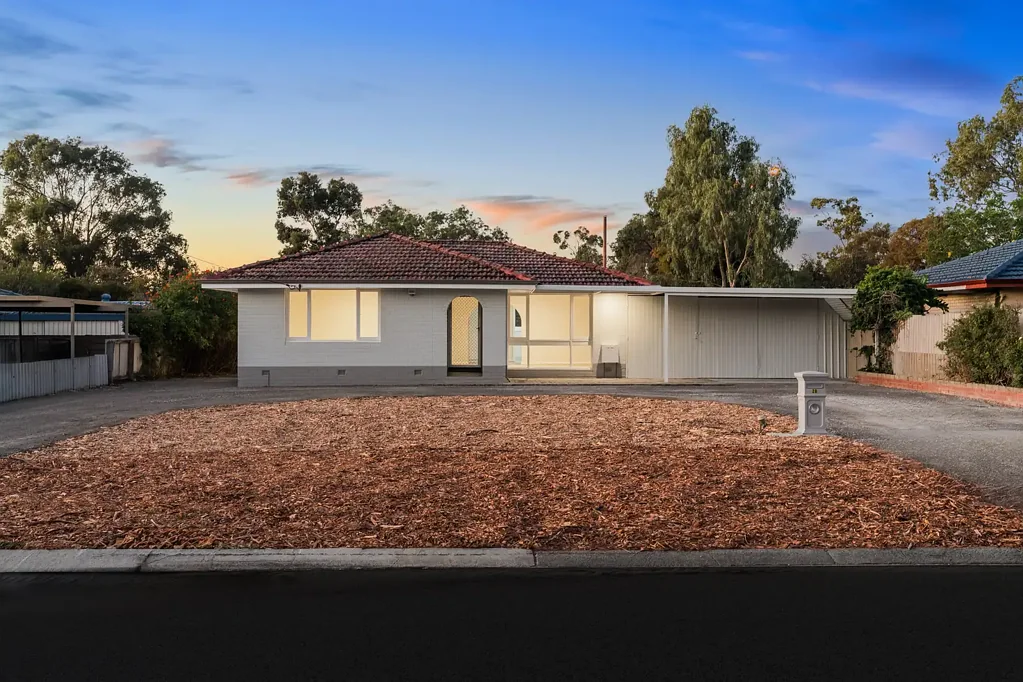 Armadale 3 Slaapkamer Fully Renovated Home on a Generous Block with Subdivision Potential