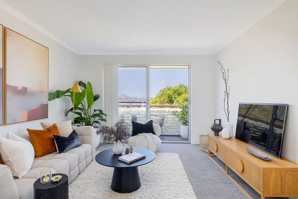 Stanmore 2침실 Top-floor home / treetop outlooks / long district views