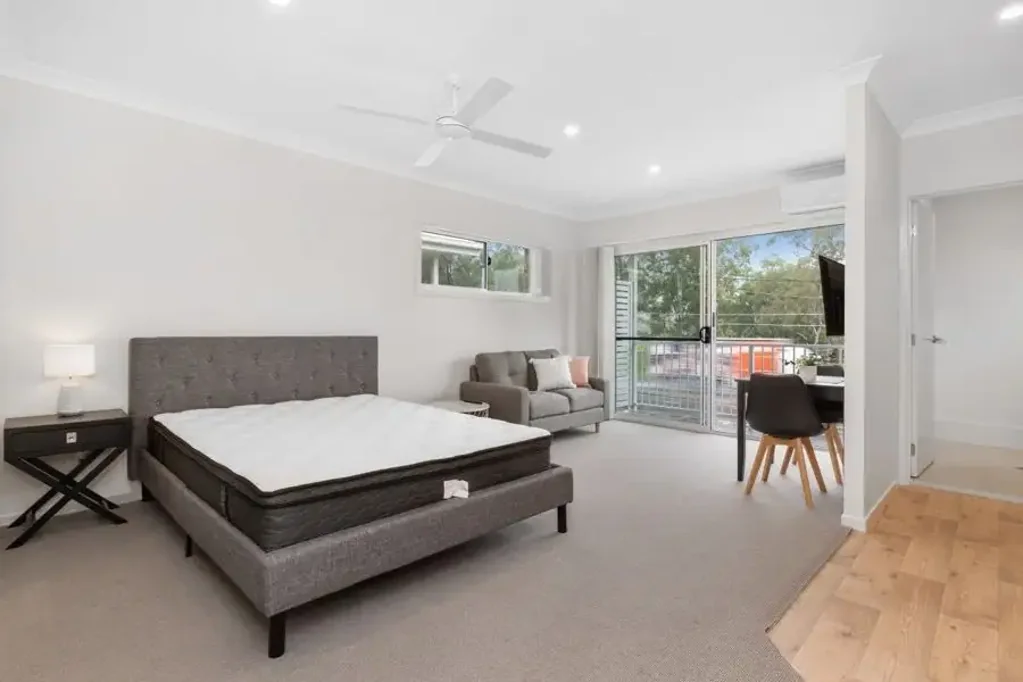 ULTRA CONVENIENT TINGALPA LOCATION