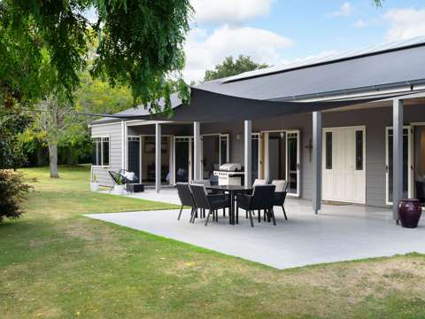 Ngahinapouri 5房  A Home Built with Love