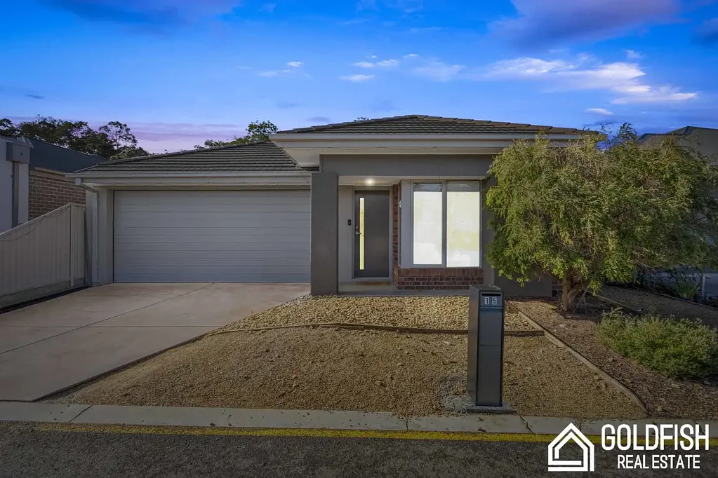 15 Fairy Wren Circuit, Mount Clear, VIC 3350