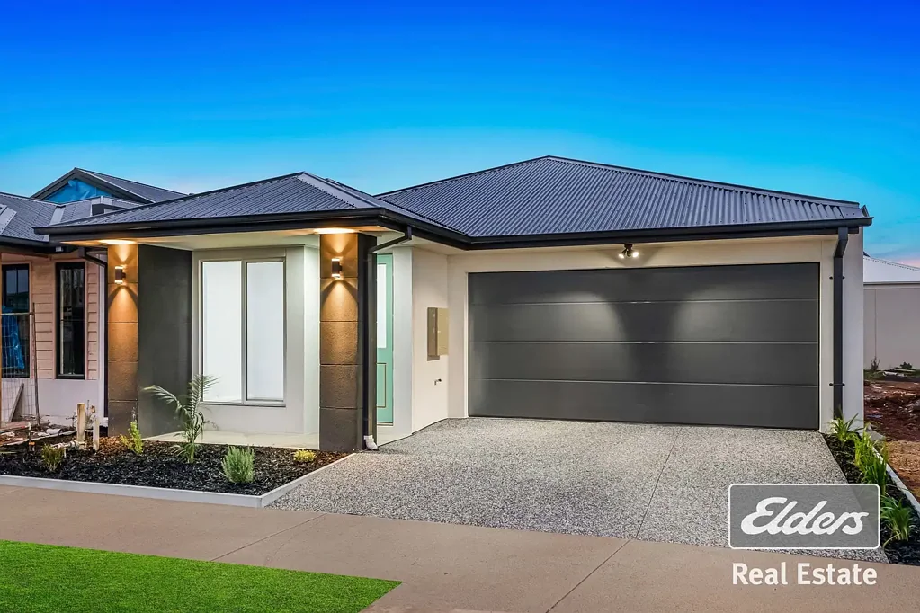 Tarneit 4房 智能设计，优质装修，全新生活！！ Smart Family Living | 2 Living Areas, Study & Premium Upgrades