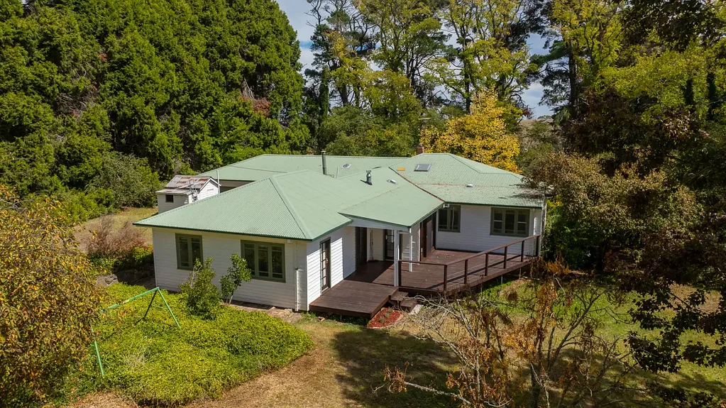 Black Mountain  "Rose Valley" - Prime Grazing with Two Homes, Abundant Grass & Water