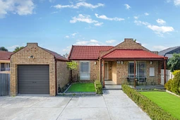 23 Matthews Crescent, Roxburgh Park