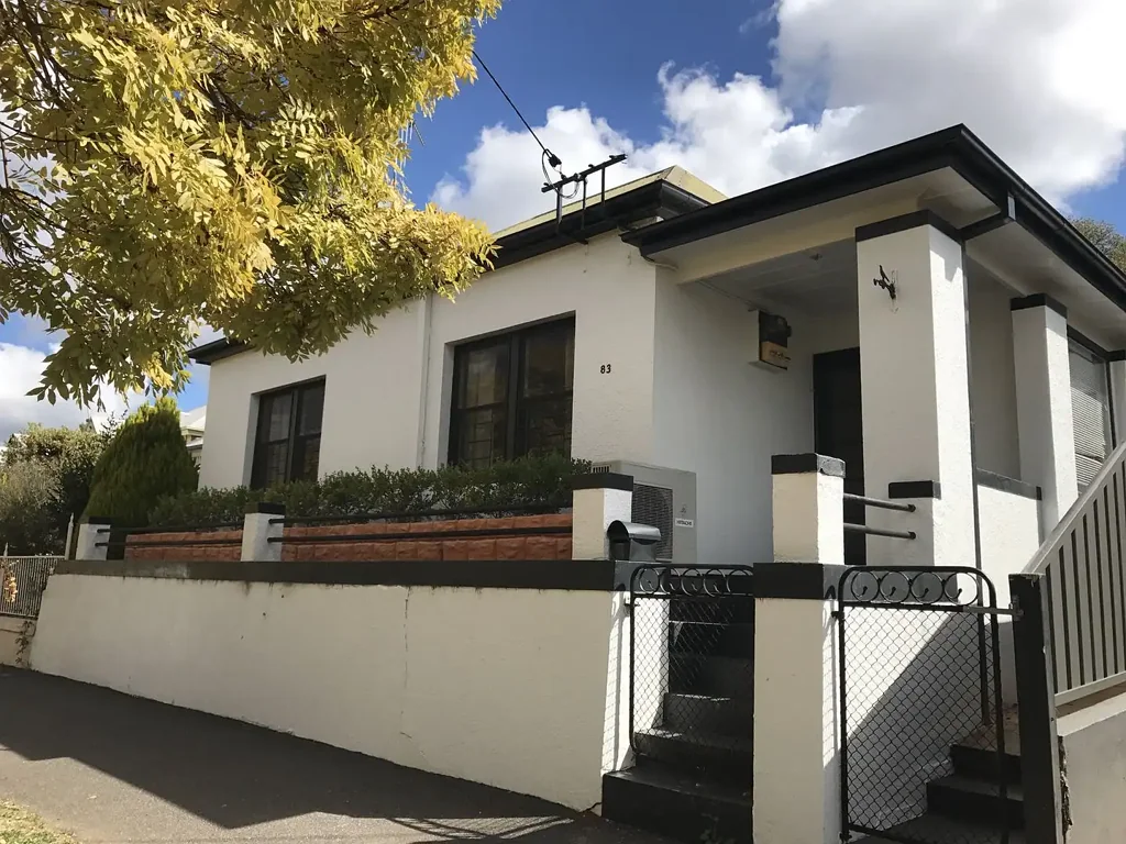 Fully Furnished One Bedroom Unit