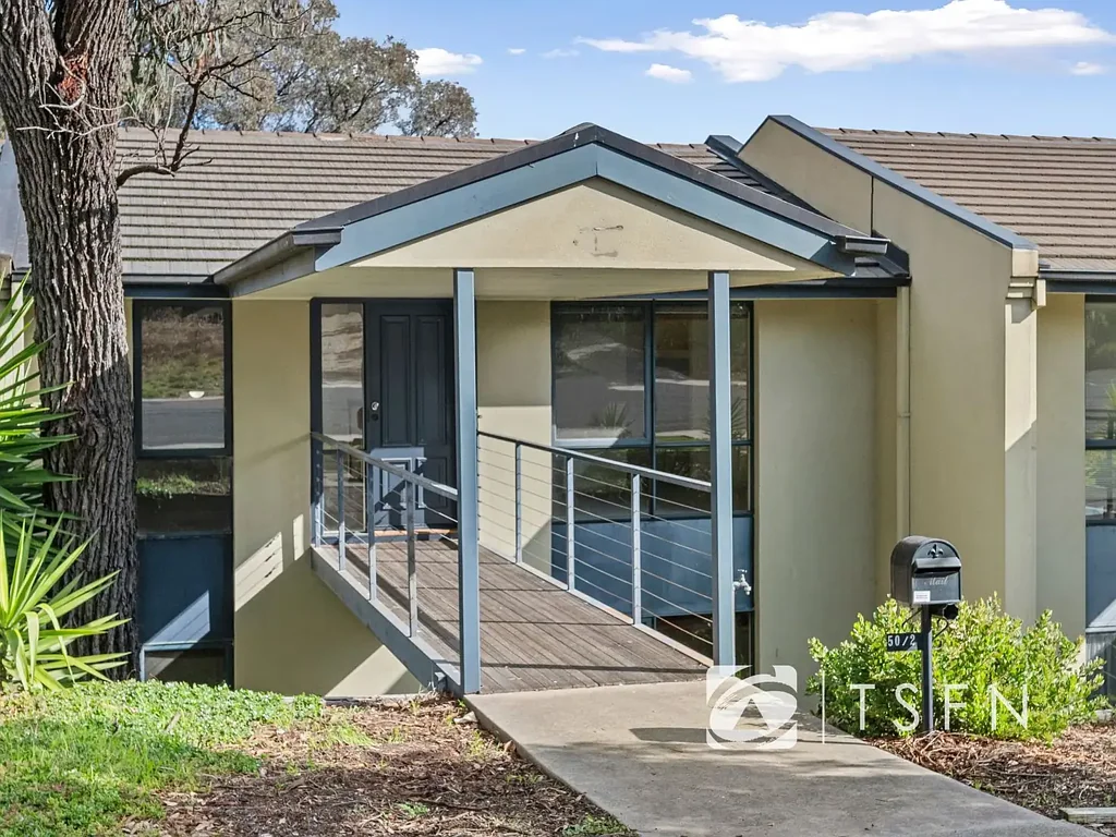 2/50 HOULAHAN STREET, Flora Hill, VIC 3550