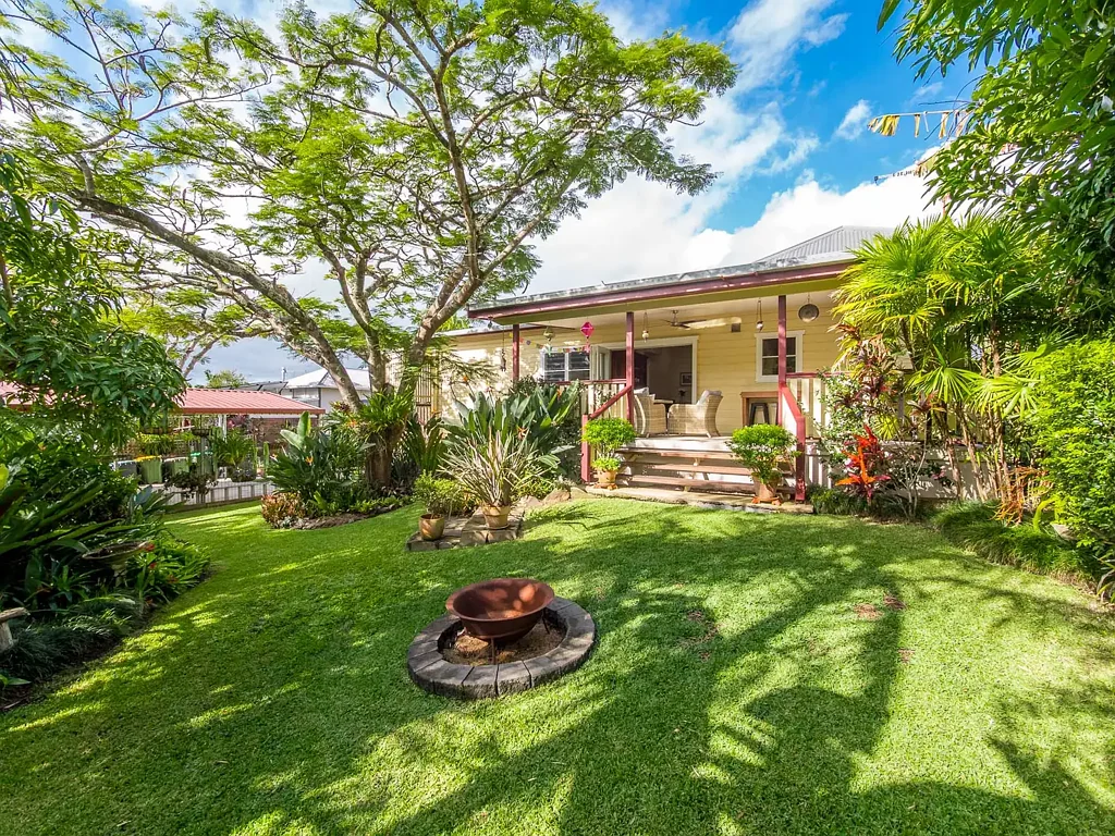 Girards Hill 4房  Executive Residence Rich in Character and Timeless Charm