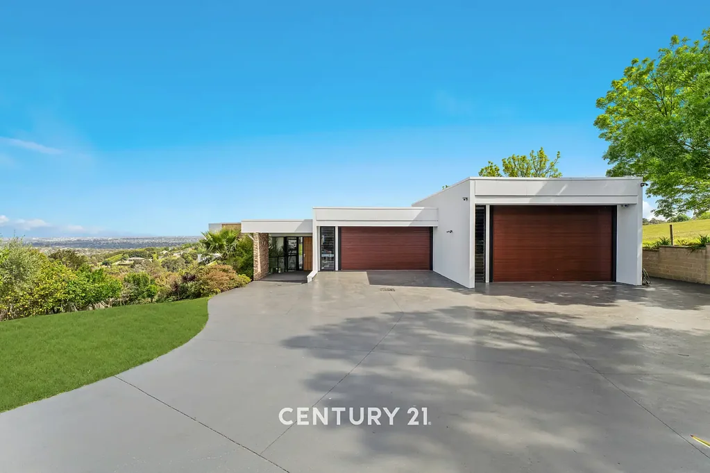 10 Panoramic Terrace, Berwick, VIC 3806