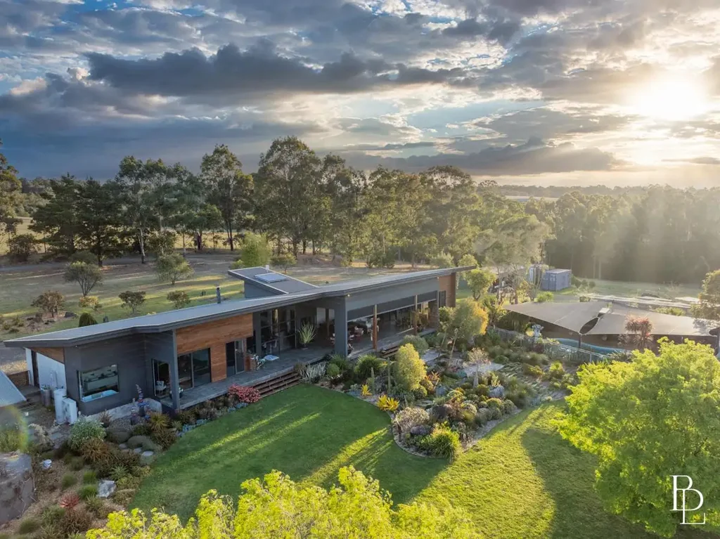 17 Greenmeadow Lane, Nowra Hill, NSW 2540