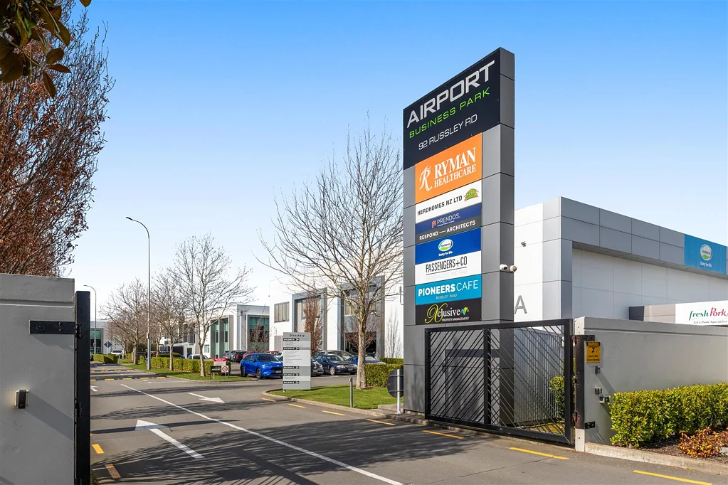 Russley Turn-Key Office | Strategic Location