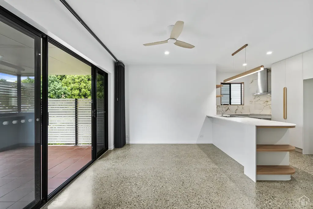 Stylish Renovated Clayfield Apartment
