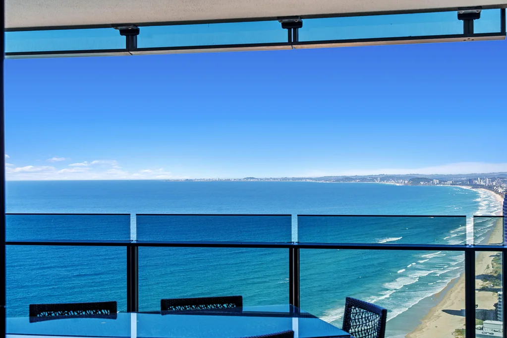 Surfers Paradise 3房  Beachfront Luxury with Uninterrupted Ocean Views on Level 48