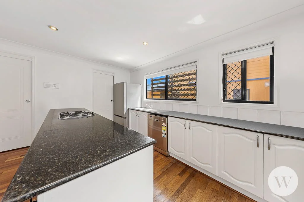 Spacious Double-Storey Townhouse in a Boutique Complex