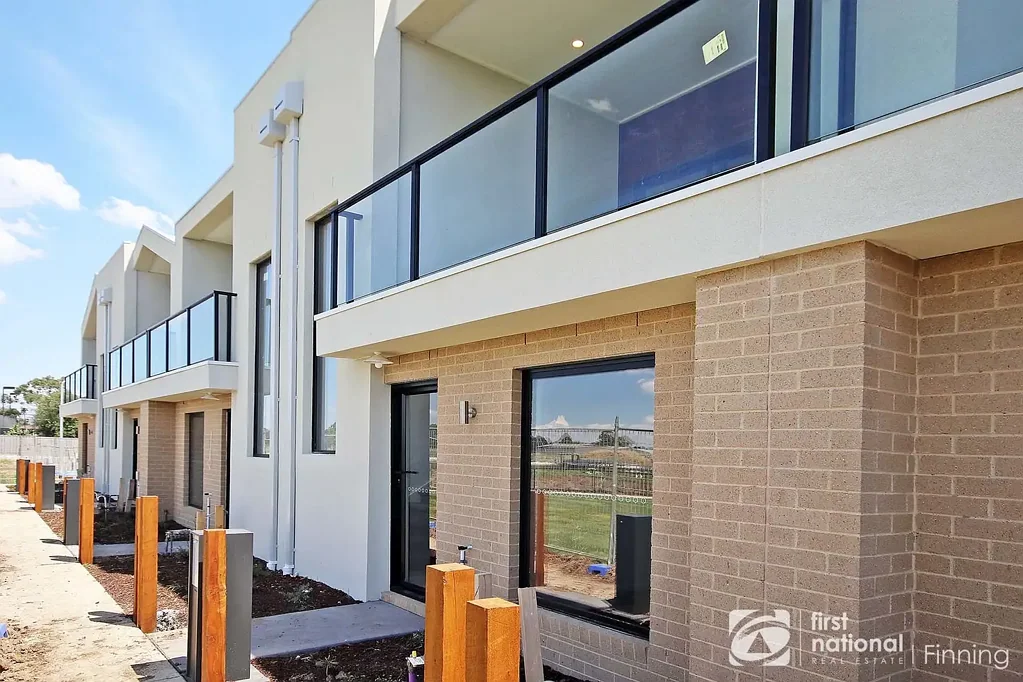 TOWNHOUSE - ELISTON ESTATE CLYDE