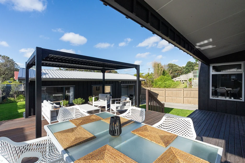 Waitarere Beach 4ਬੈੱਡਰੂਮ HOUSE/BACH PLUS STUDIO!!